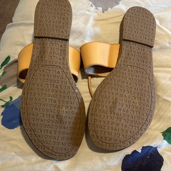 Sandals - Picture 2 of 2